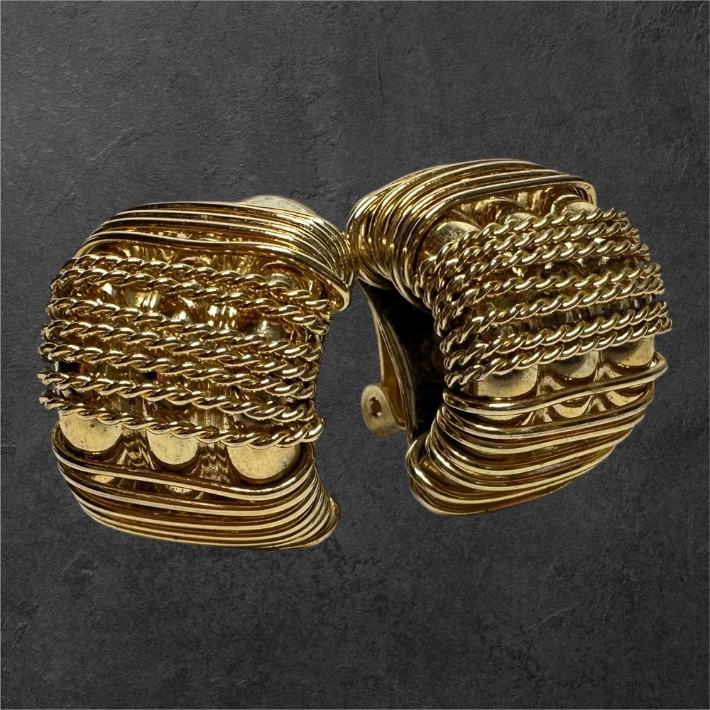 Vintage Gold Tone Clip Earrings Chunky Ribbed Chain Textured Statement